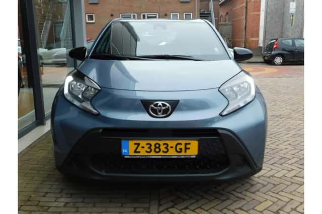 Toyota Aygo X (2024) thumbnail 3