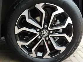 Toyota Yaris Cross (2025) thumbnail 11