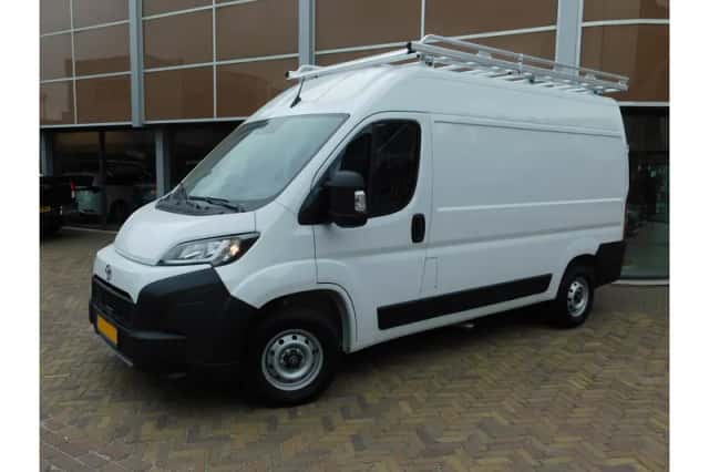 Toyota Proace (2024) thumbnail 1