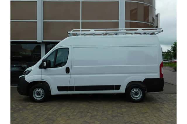 Toyota Proace (2024) thumbnail 4