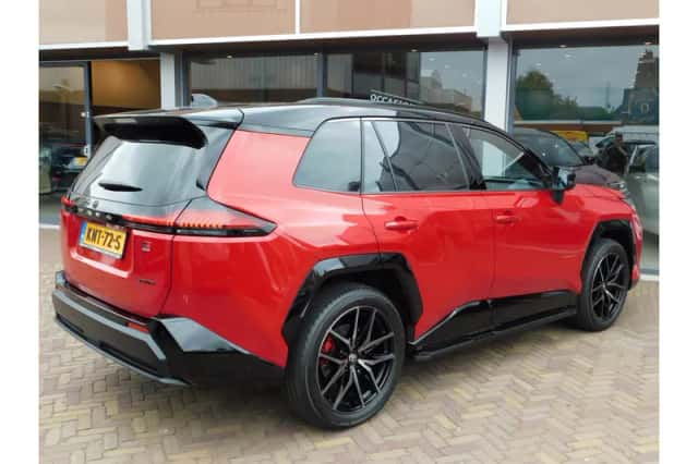 Toyota RAV4 (2026) thumbnail 6
