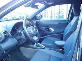 Toyota Yaris Cross (2024) thumbnail 11