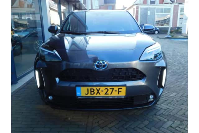 Toyota Yaris Cross (2024) thumbnail 3