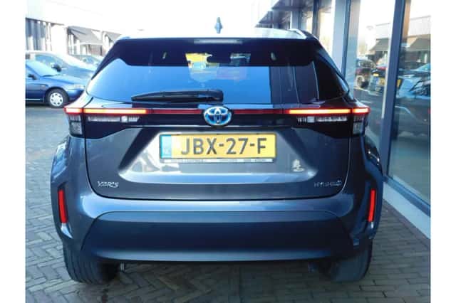 Toyota Yaris Cross (2024) thumbnail 5