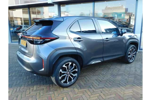 Toyota Yaris Cross (2024) thumbnail 6
