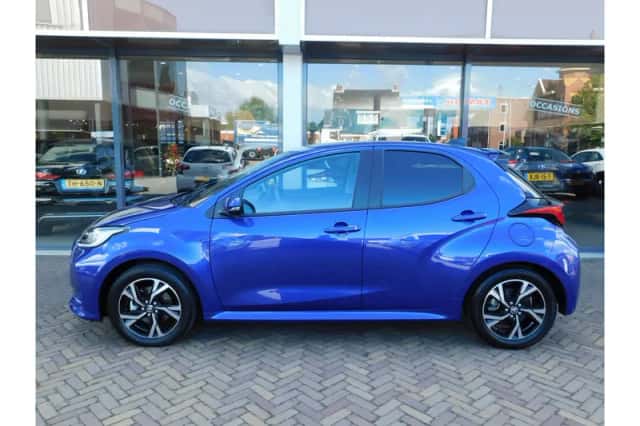 Toyota Yaris (2025) thumbnail 4