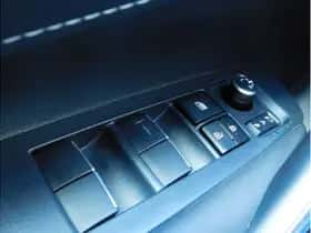 Toyota Corolla (2024) thumbnail 24