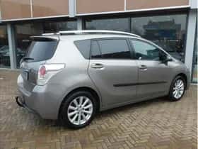 Toyota Verso (2016) thumbnail 6
