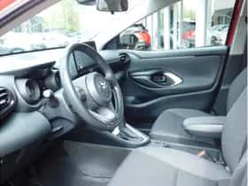 Toyota Yaris (2022) thumbnail 11