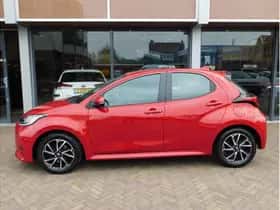 Toyota Yaris (2022) thumbnail 6