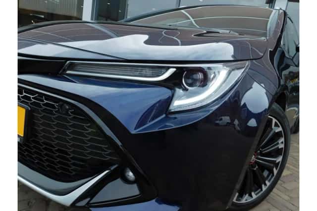Toyota Corolla (2022) thumbnail 3