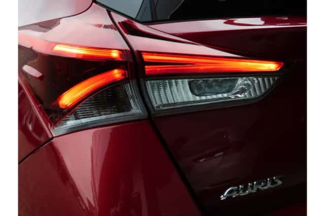Toyota Auris (2018) thumbnail 4