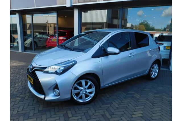 Toyota Yaris (2014) thumbnail 1