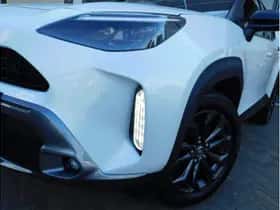 Toyota Yaris Cross (2022) thumbnail 2