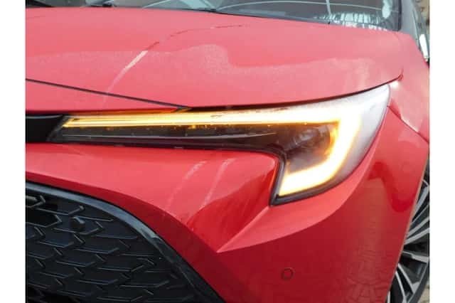 Toyota Corolla (2025) thumbnail 3