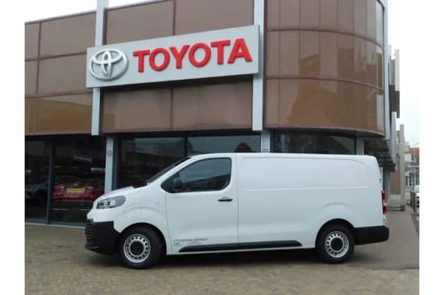 Toyota Proace (2024) thumbnail 3