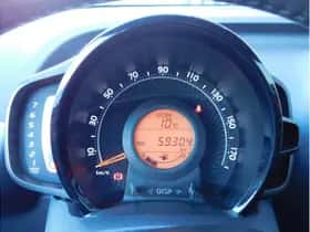 Toyota Aygo (2022) thumbnail 19