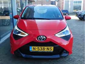 Toyota Aygo (2022) thumbnail 3