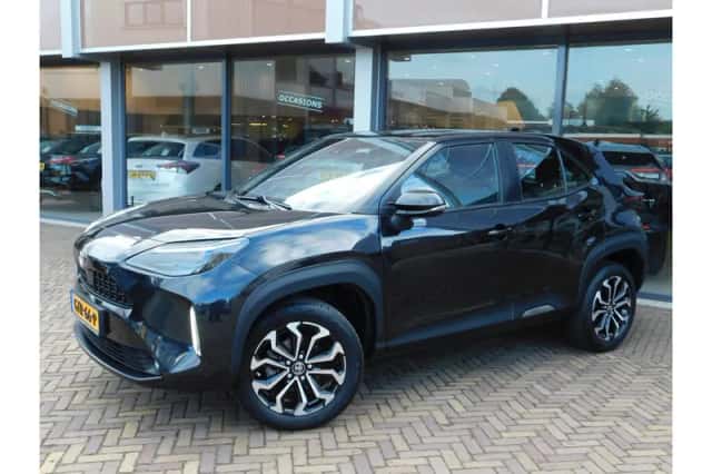 Toyota Yaris Cross (2023) thumbnail 1