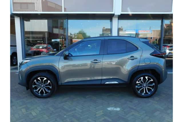 Toyota Yaris Cross (2025) thumbnail 4