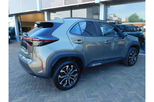 Toyota Yaris Cross (2025) thumbnail 5