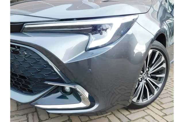 Toyota Corolla (2025) thumbnail 2