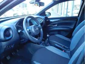 Toyota Aygo X (2025) thumbnail 12
