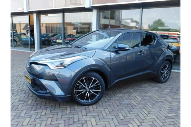 Toyota C-HR (2019) thumbnail 1