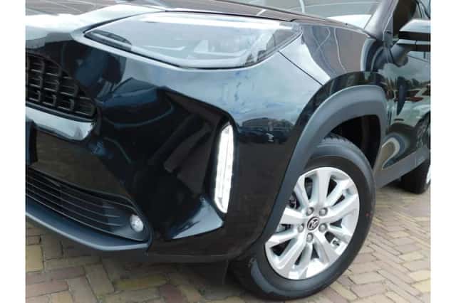 Toyota Yaris Cross (2024) thumbnail 2