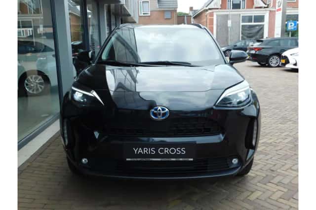 Toyota Yaris Cross (2024) thumbnail 3