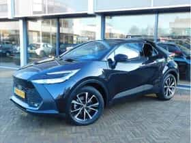 Toyota C-HR (2025) thumbnail 1