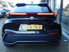 Toyota C-HR (2025) thumbnail 6