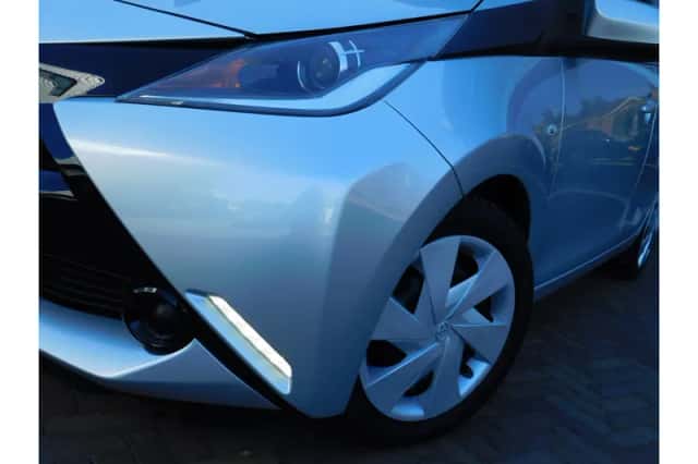Toyota Aygo (2015) thumbnail 3