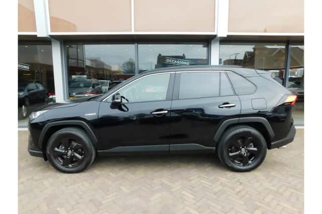 Toyota RAV4 (2020) thumbnail 4