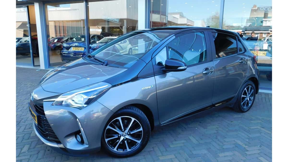 Toyota Yaris (2019) — foto 1