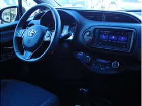 Toyota Yaris (2019) thumbnail 11