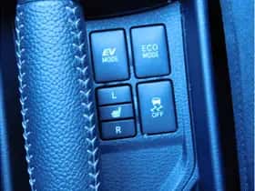 Toyota Yaris (2019) thumbnail 18