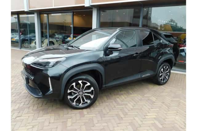 Toyota Yaris Cross (2024) thumbnail 1