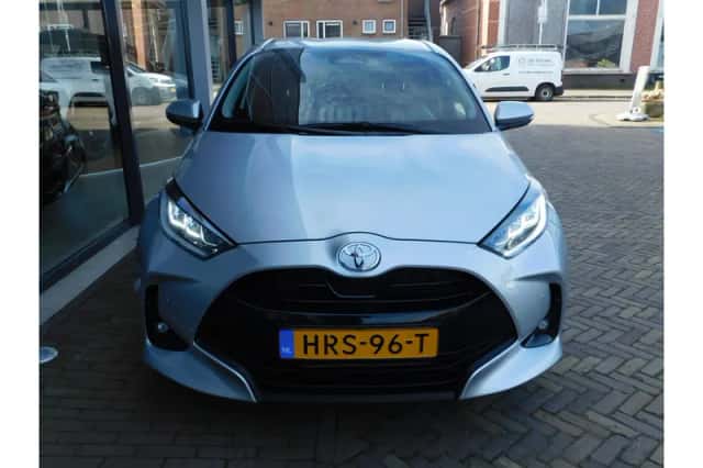 Toyota Yaris (2025) thumbnail 4