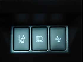 Toyota Yaris (2017) thumbnail 21