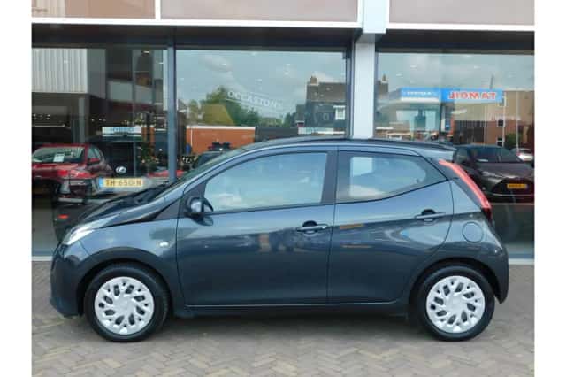 Toyota Aygo (2019) thumbnail 4