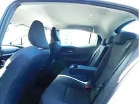 Toyota Prius (2023) thumbnail 30