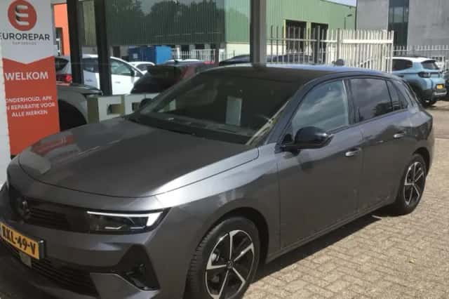 Opel Astra (2025) thumbnail 1