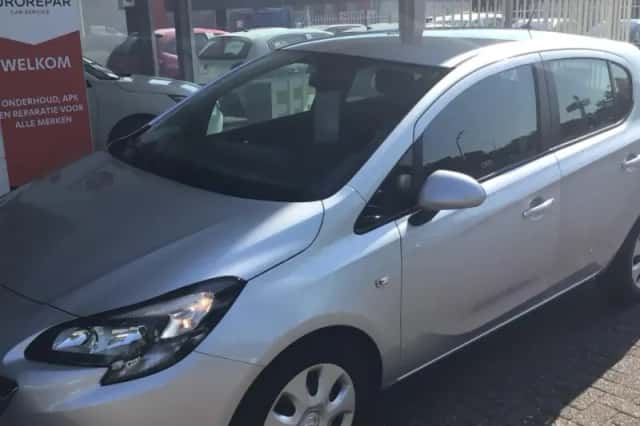Opel Corsa (2017) thumbnail 1
