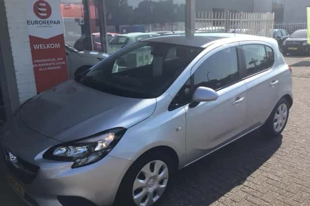 Opel Corsa (2017) thumbnail 2