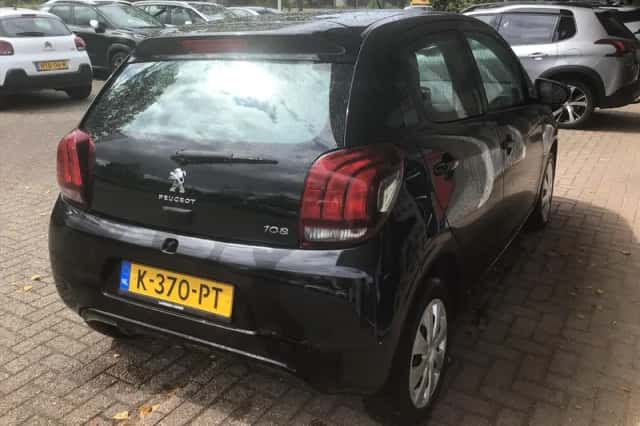 Peugeot 108 (2021) thumbnail 4