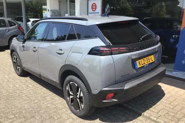 Peugeot 2008 (2025) thumbnail 3