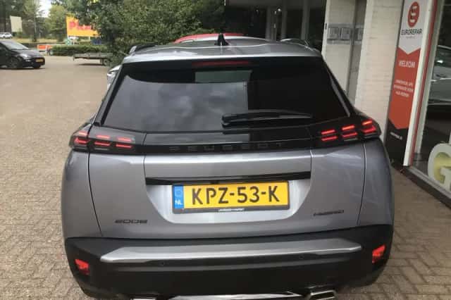 Peugeot 2008 (2025) thumbnail 4