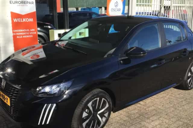 Peugeot 208 (2024) thumbnail 1