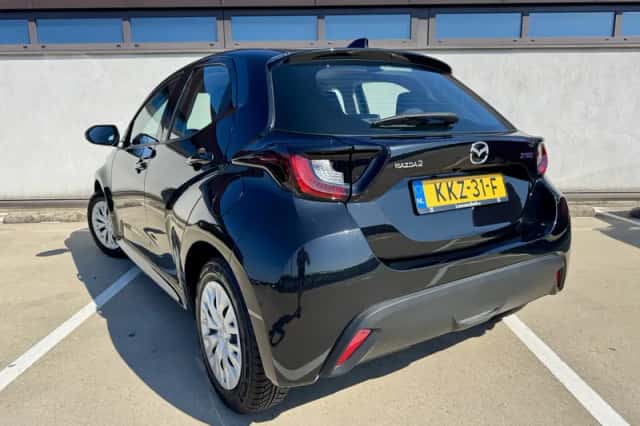 Mazda 2 Hybrid (2024) thumbnail 5